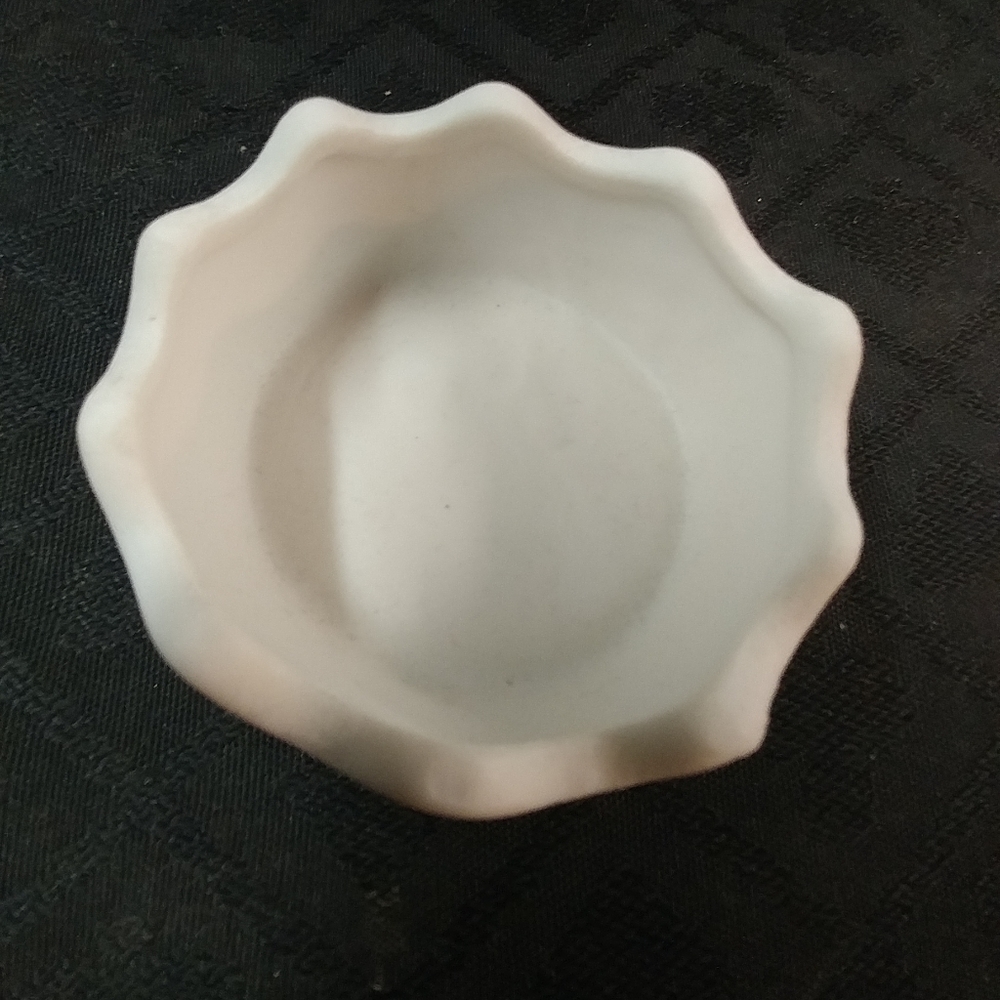 Georgian Porcelain Tea Bag Bowl